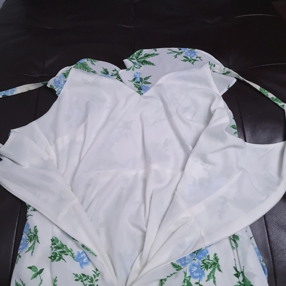 Disney Princess Floral Rose Ruffle Chiffon Dress Size M - Picture 13 of 16